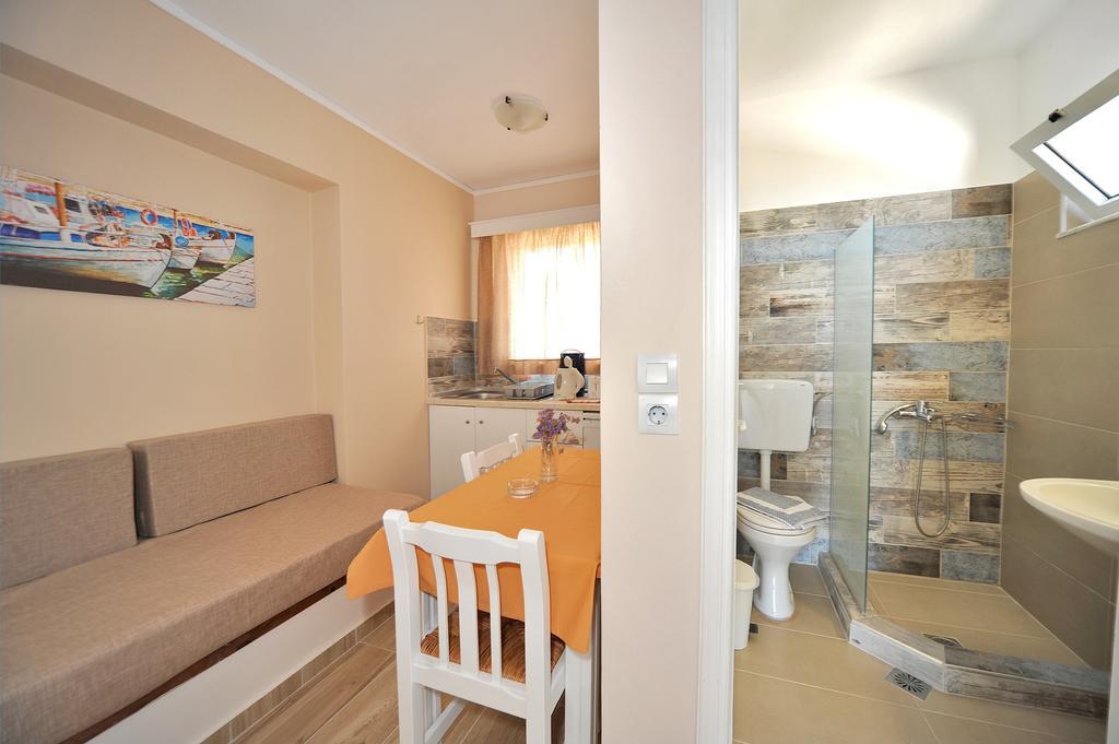 Byron Apartments Tigaki Екстериор снимка